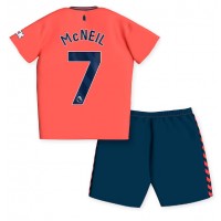 Camiseta Everton Dwight McNeil #7 Visitante Equipación para niños 2023-24 manga corta (+ pantalones cortos)